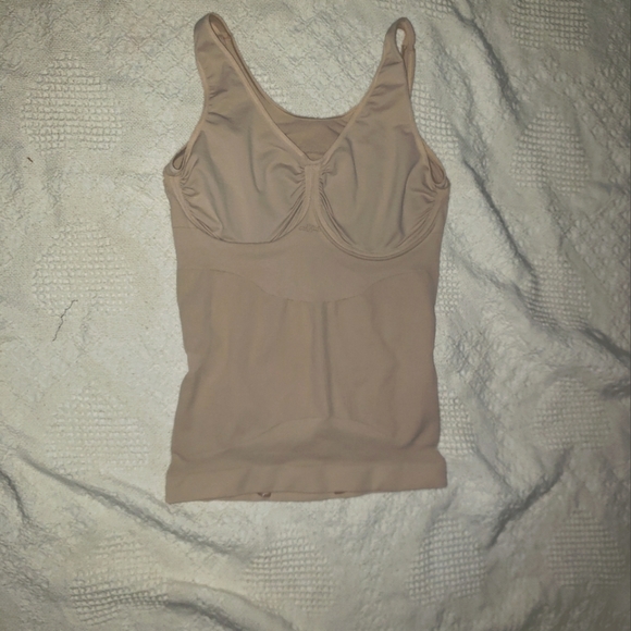 Shapewear - Picture 1 of 4
